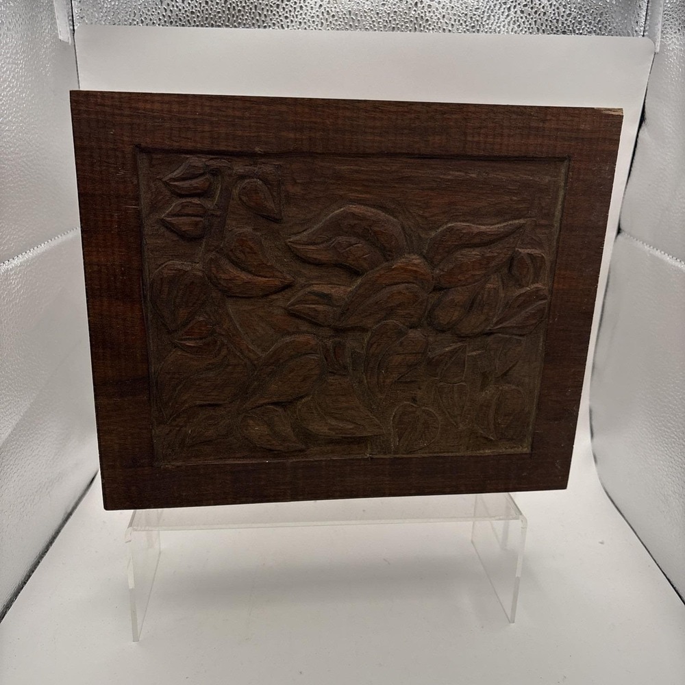 Vtg~Wooden Panel~Hand Carved Leaf Design~10x8x1.75